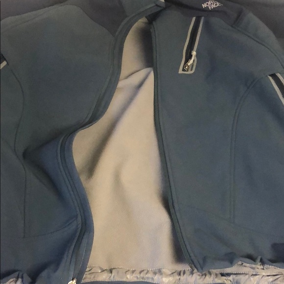 The North Face Apex Limited Edition Jacket - Picture 2 of 5